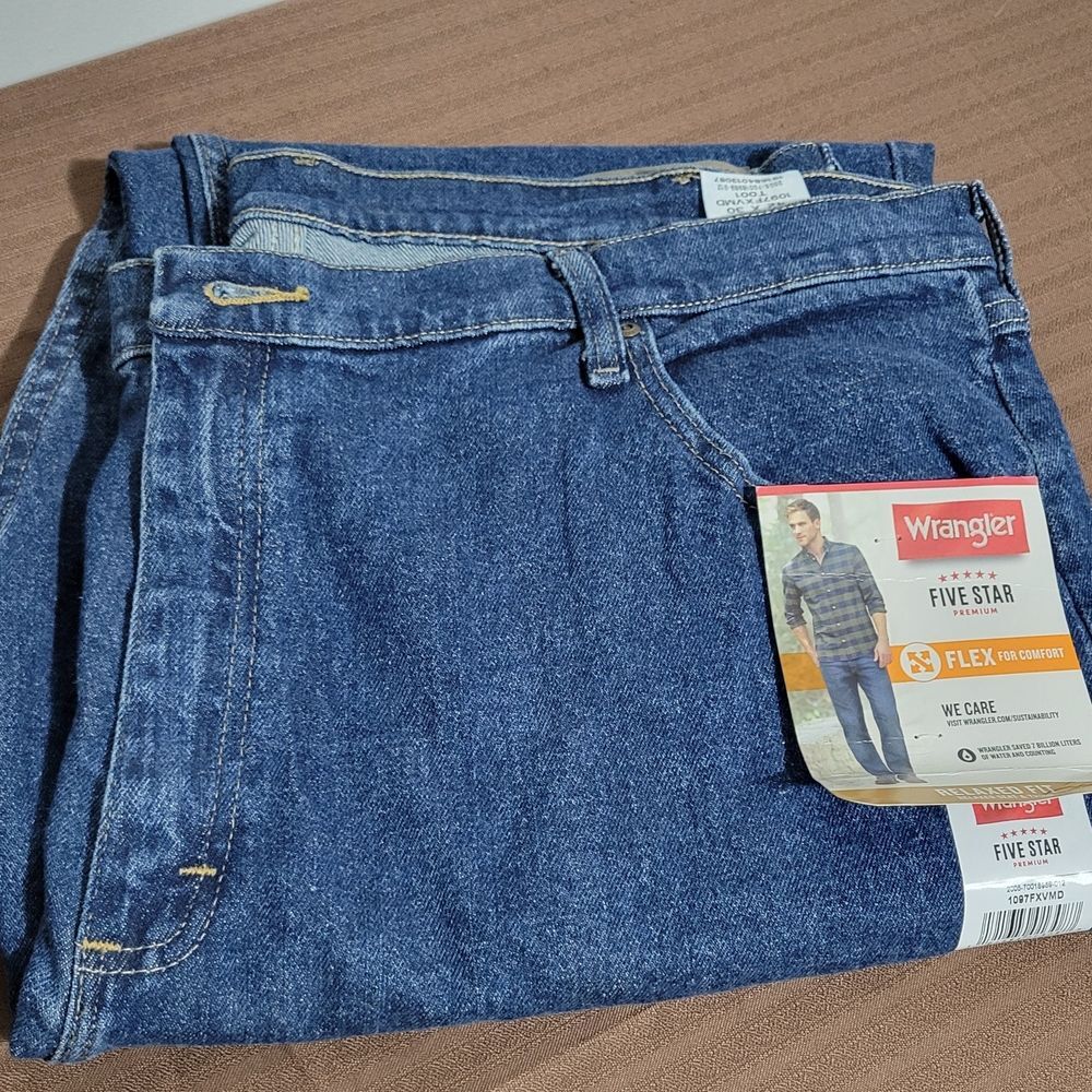 Wrangler Men's Relaxed Fit Denim Jeans 42x30